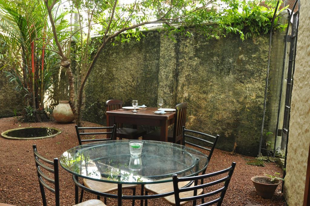 Bed and Breakfast Bangalawa à Nawala Extérieur photo