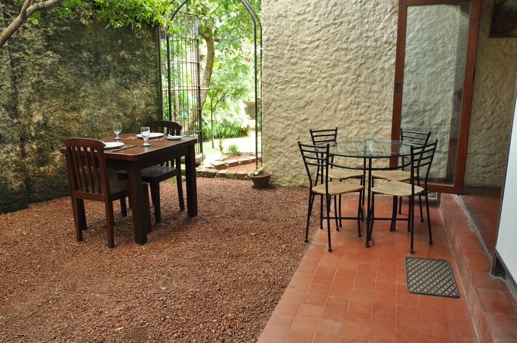 Bed and Breakfast Bangalawa à Nawala Extérieur photo