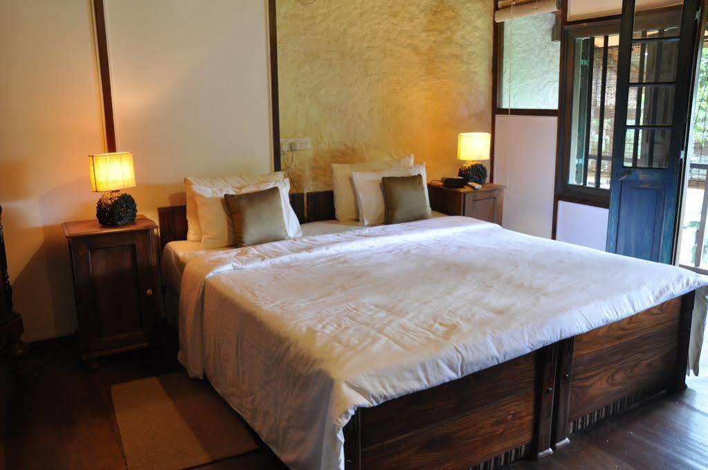 Bed and Breakfast Bangalawa à Nawala Extérieur photo